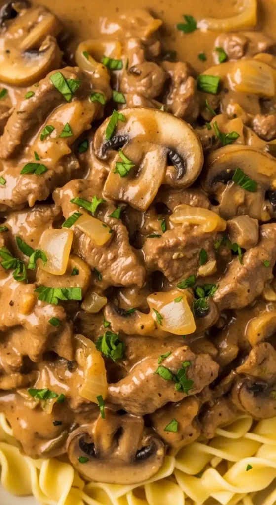 Creamy Mushroom Beef Stroganoff Sauce: Easy Weeknight Win 4 mushroom beef stroganoff sauce 4