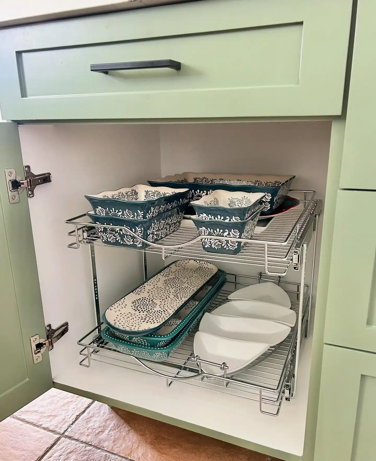 10 Sanity-Saving Kitchen Organization Hacks for Toddler Moms 8 Kitchen cabinet organization