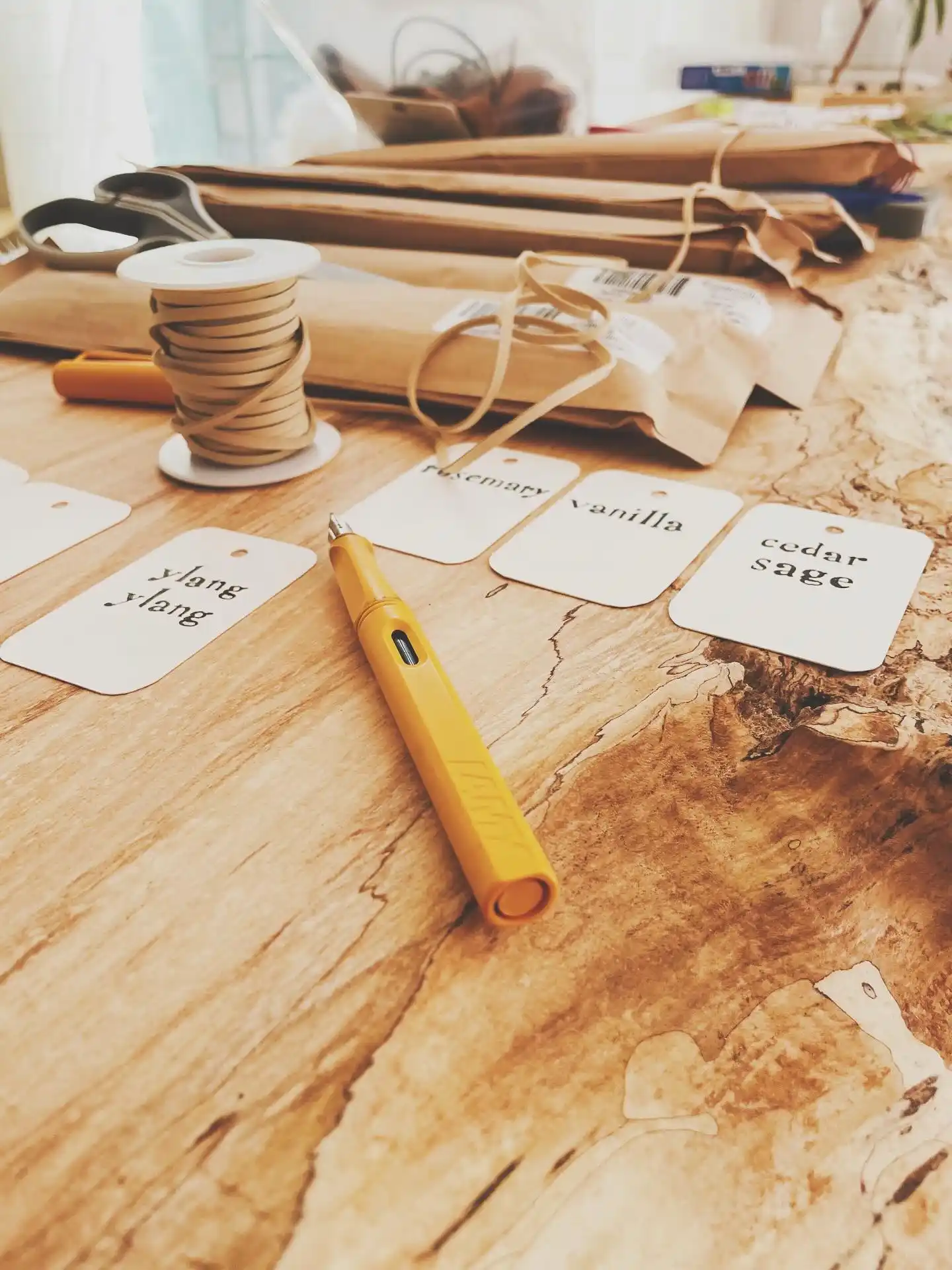 How To Label Kitchen Canisters Properly 6 handwritten labels