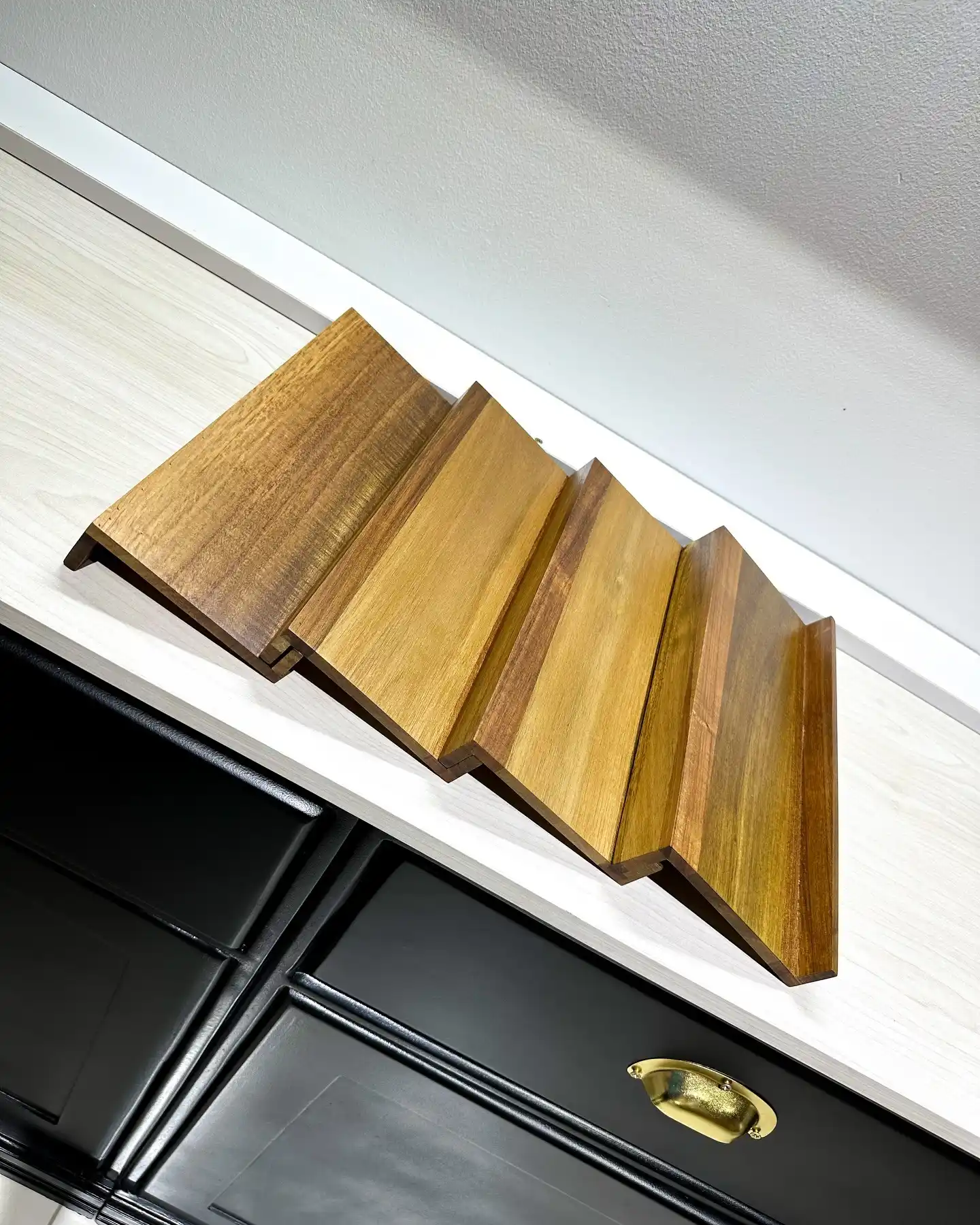 Lazy Susans vs Tiered Shelves for Spices 3 stepped spice rack