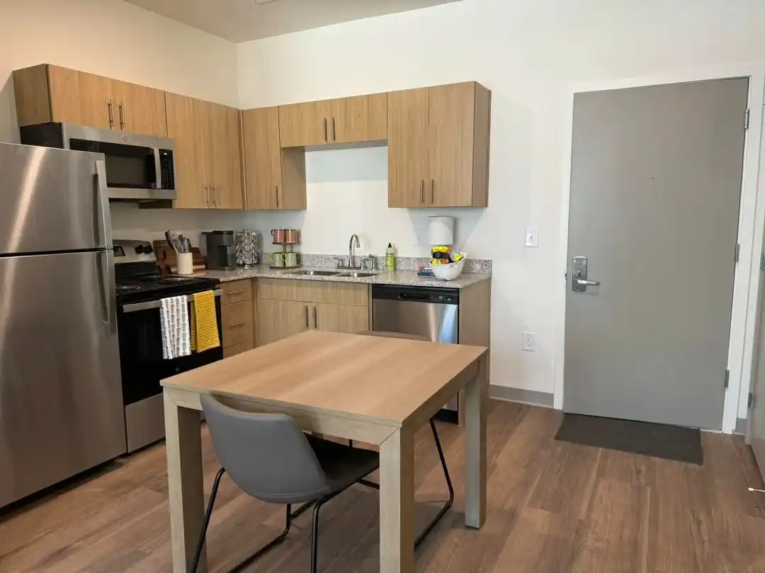 13 College Dorm Kitchen Organization Tips: Small Space Survival 12 student living tips